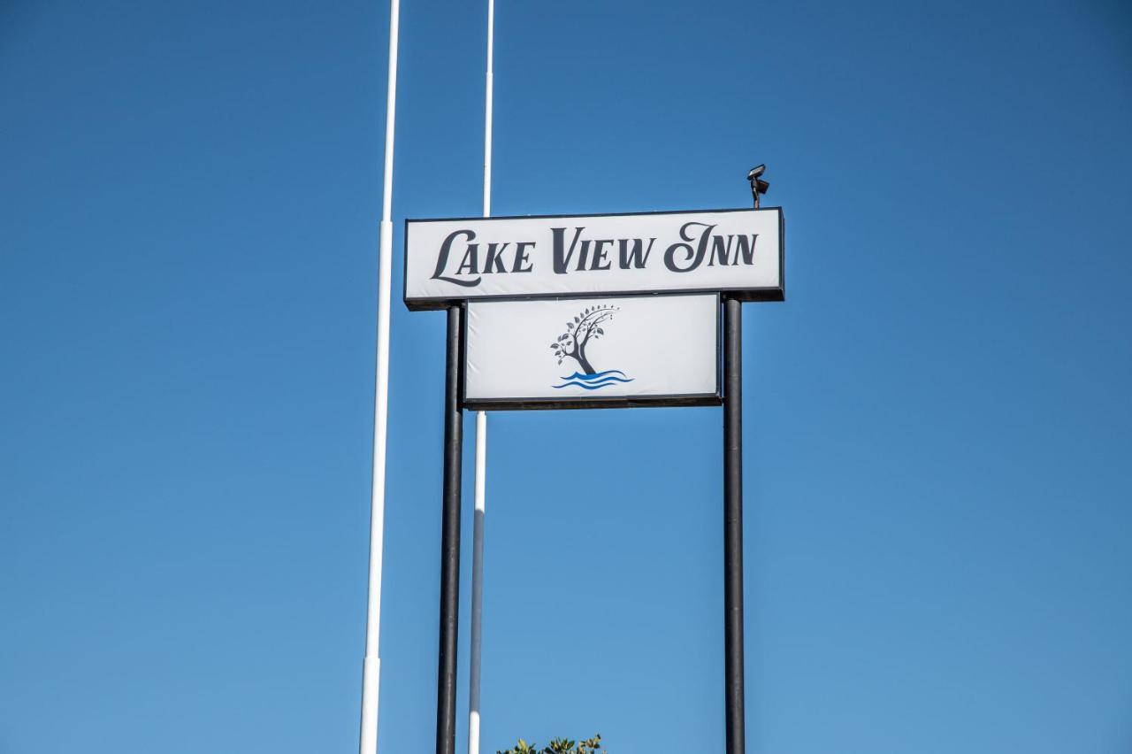 גרנברי Lake View Inn מראה חיצוני תמונה