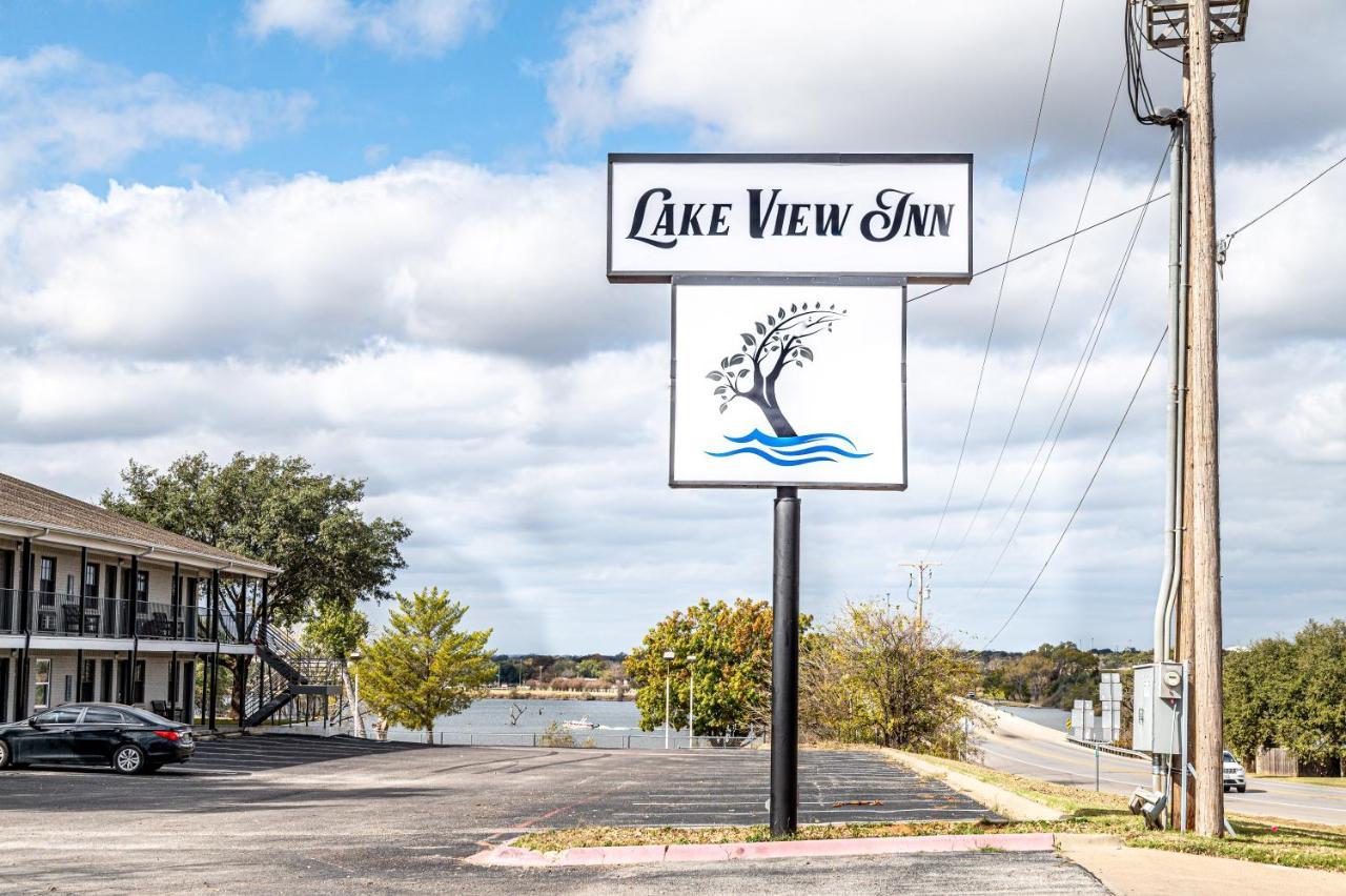 גרנברי Lake View Inn מראה חיצוני תמונה
