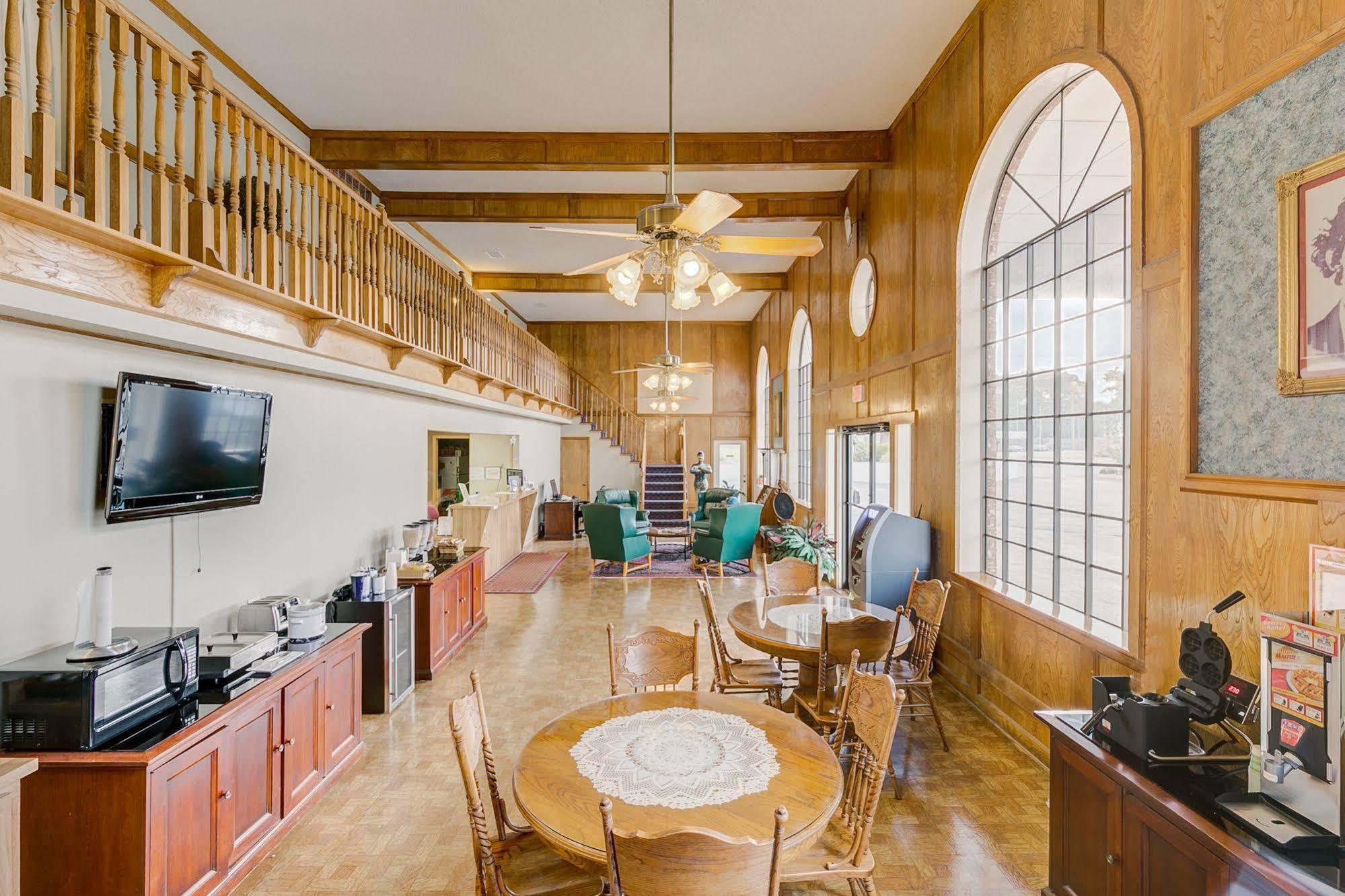גרנברי Lake View Inn מראה חיצוני תמונה