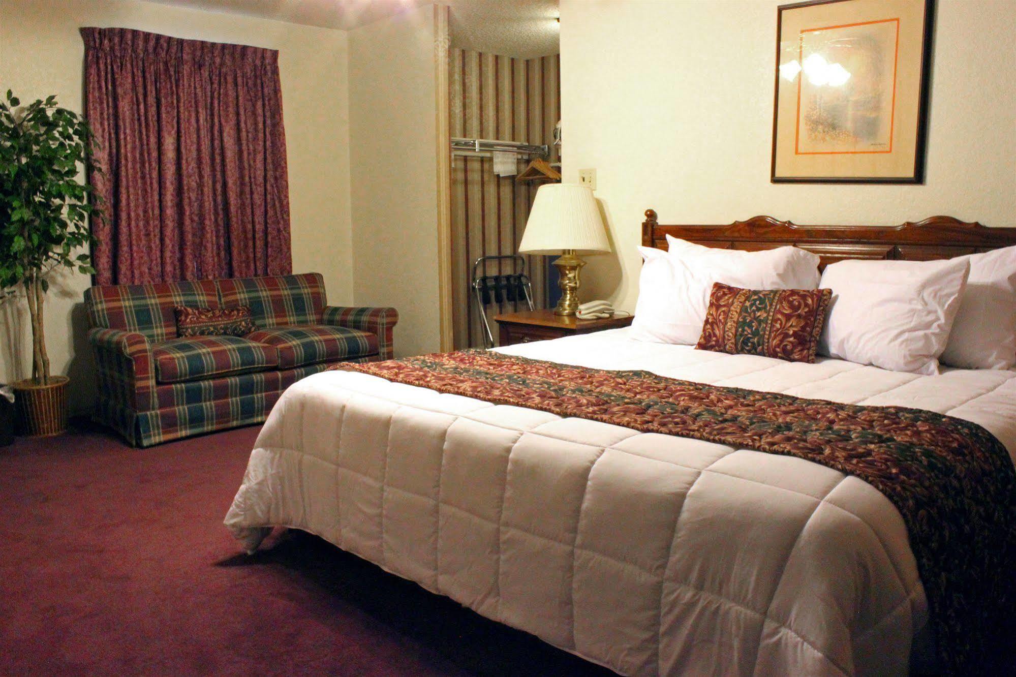 גרנברי Lake View Inn מראה חיצוני תמונה